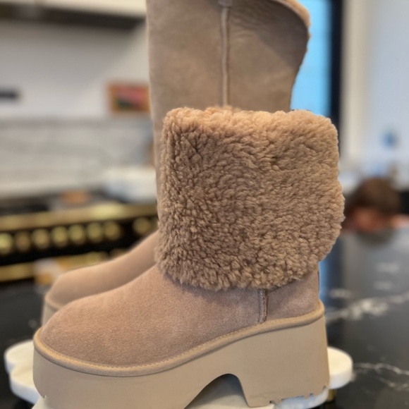 UGG Classic **Brand New w/ Tags** New Heights Tall Winter Boot, Sand, Size 9, - Picture 1 of 7